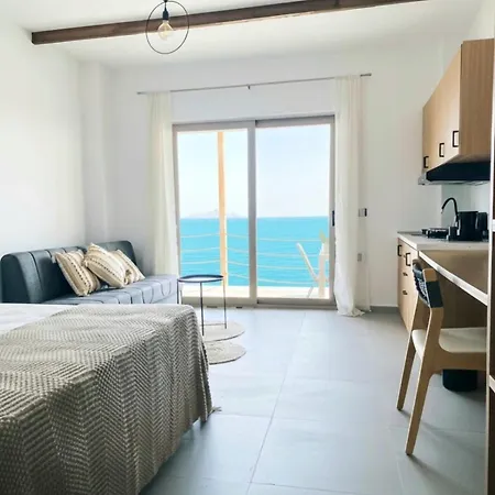 Aelia Living Iii *